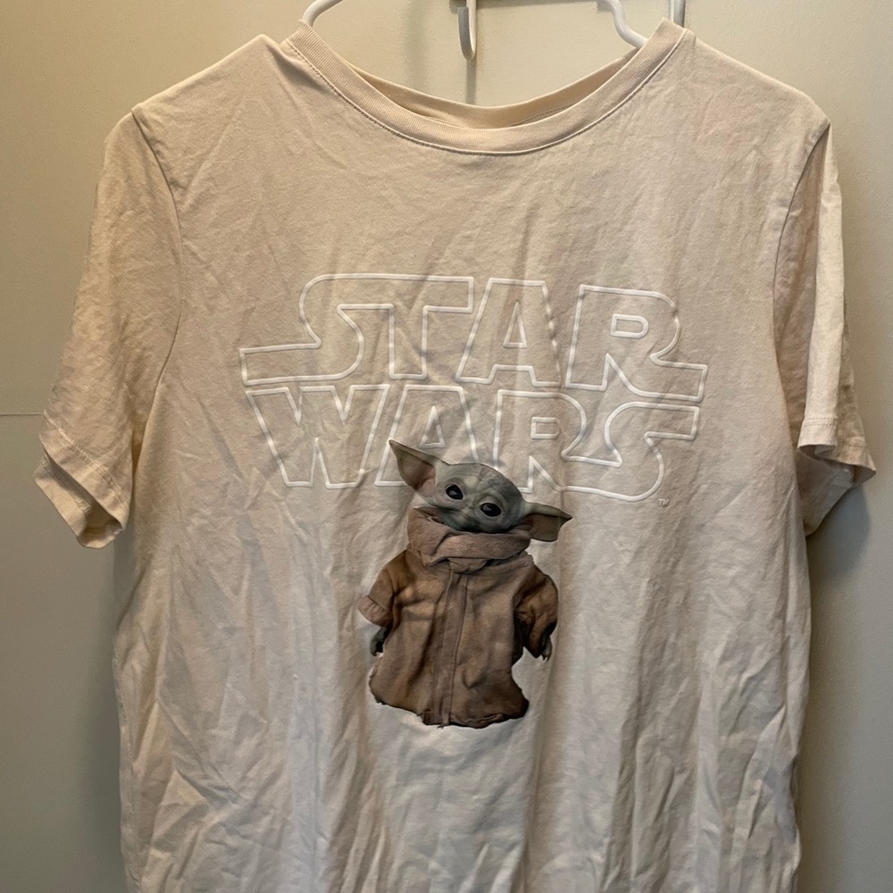 HM‘s tee